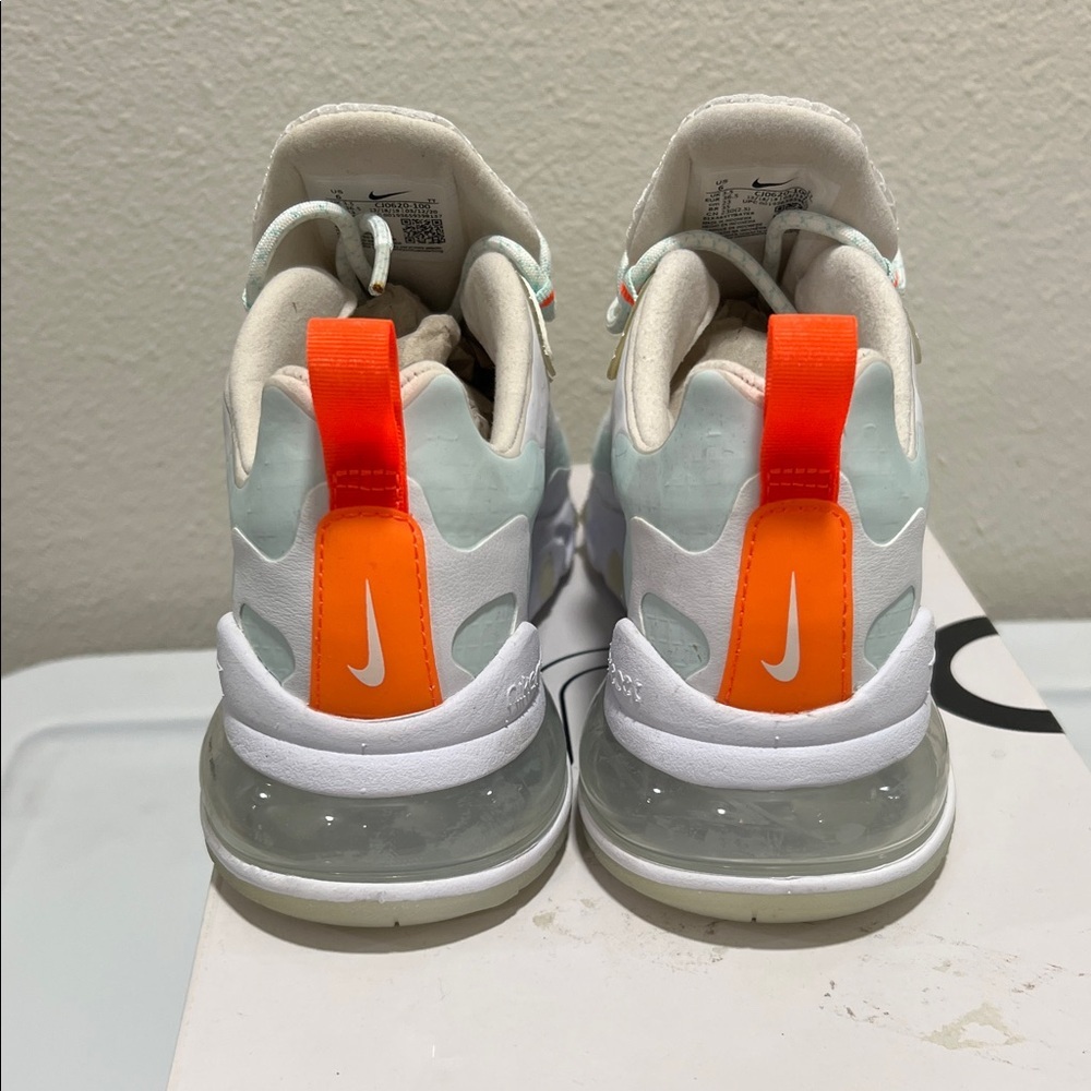 NEW-Nike W Air Max 270 React SE (Women's) size 6 - Picture 6 of 9